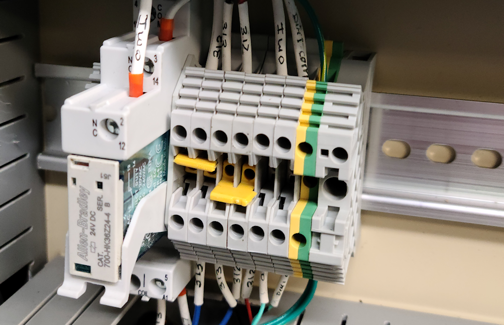 Renishaw_Cable_Terminations